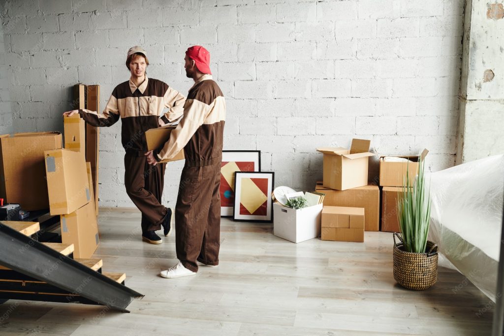 How to Pack Your House: 10 Tips For Smooth Moving